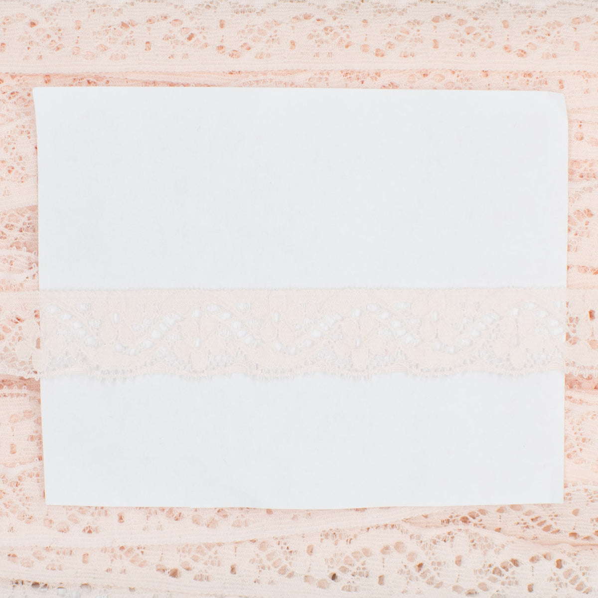 Lilac Raschel Stretch Lace Matina main image 1