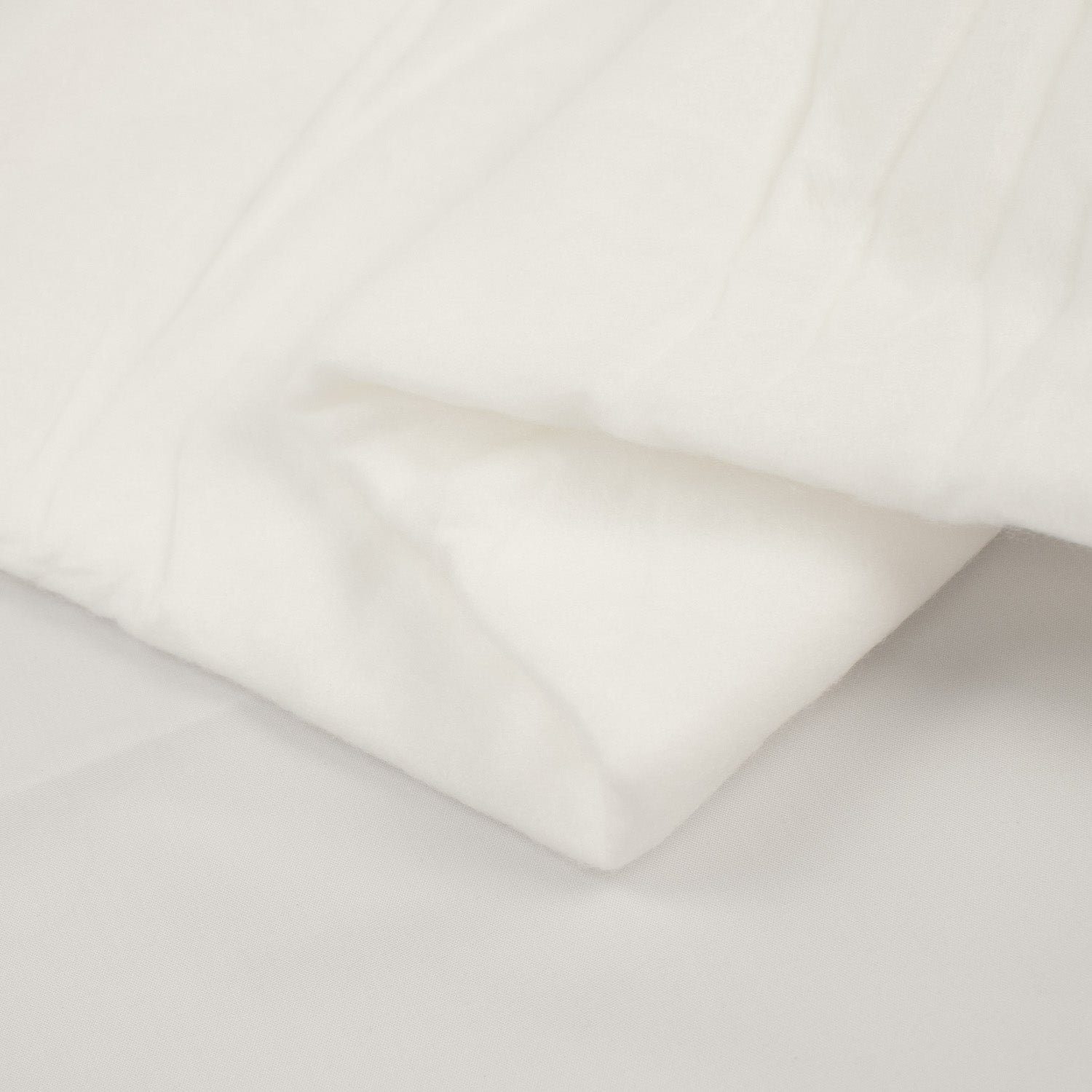 SEW EASY Premium 100% Polyester Batting with Scrim 250cm Wide