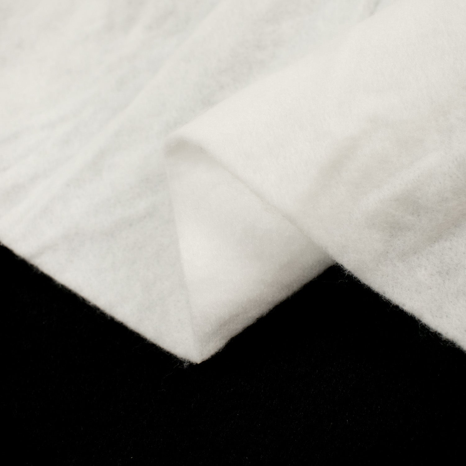 SEW EASY Premium 100% Polyester Batting with Scrim 250cm Wide