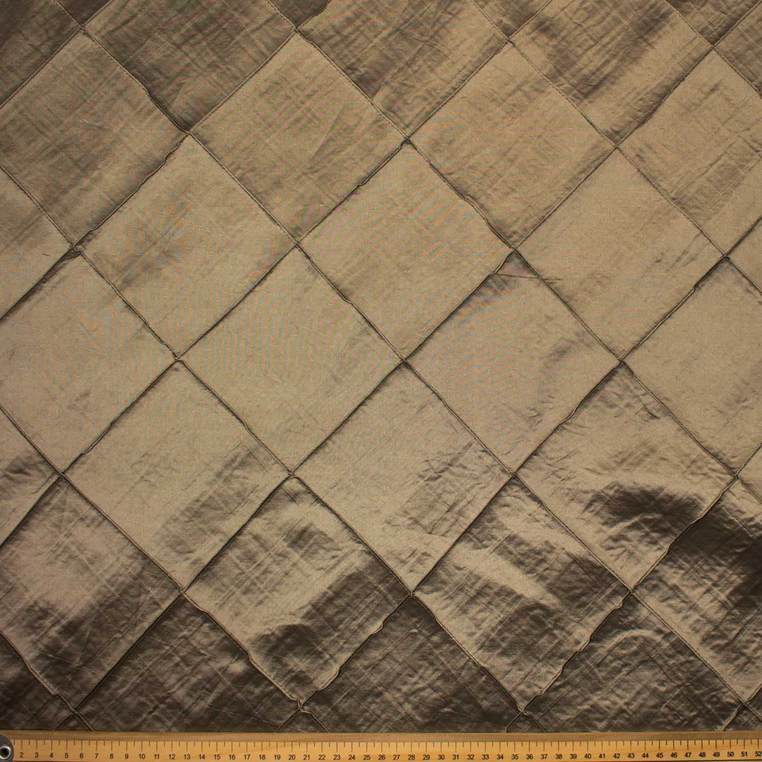 Pintuck Taffeta 260CM