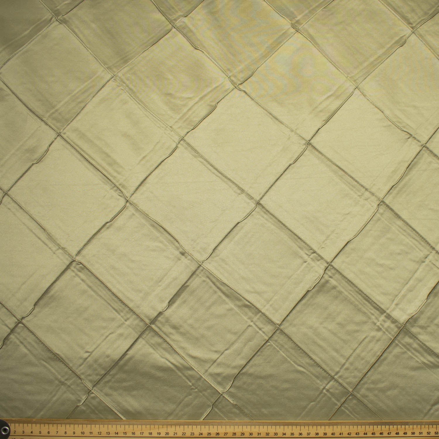 Pintuck Taffeta 260CM
