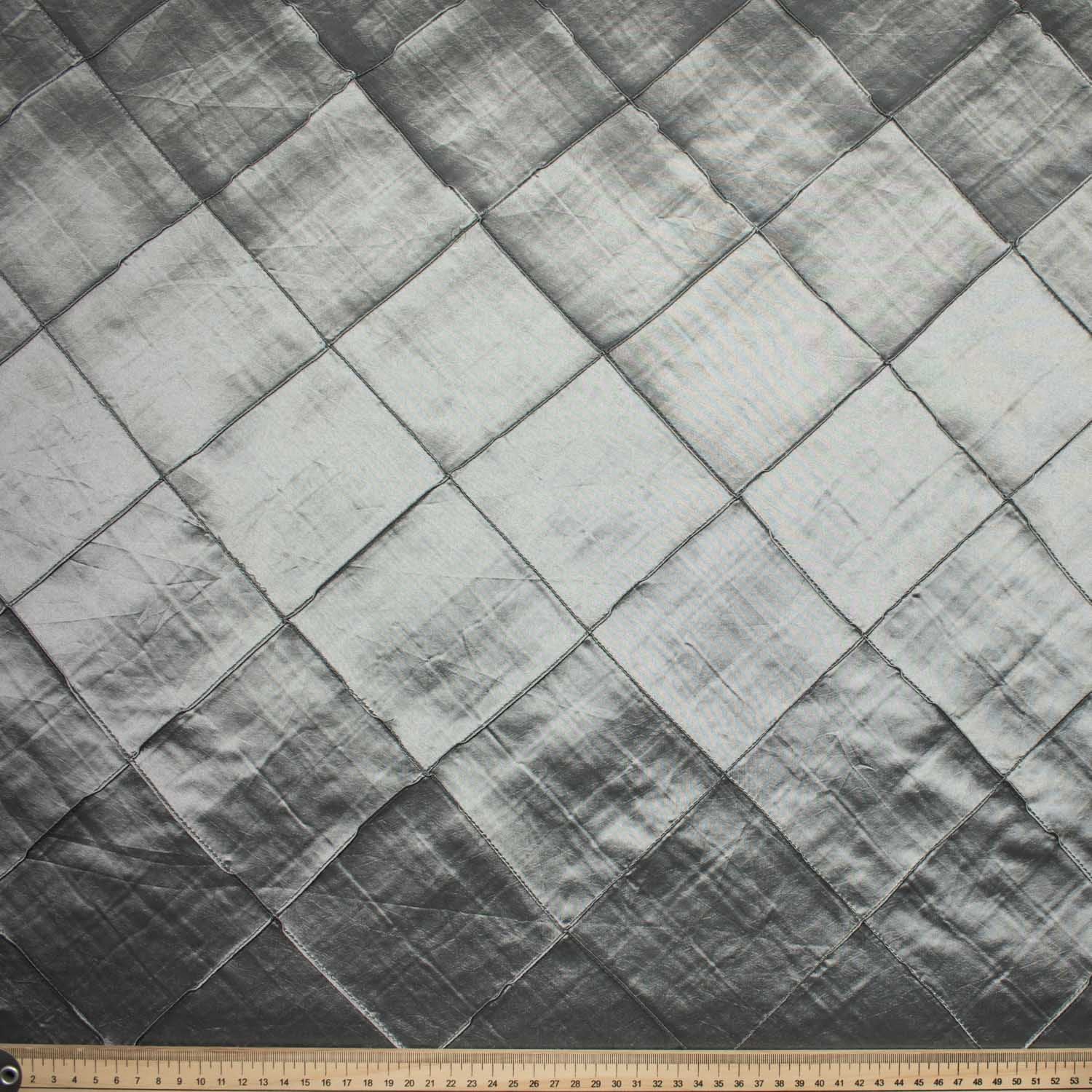 Pintuck Taffeta 260CM