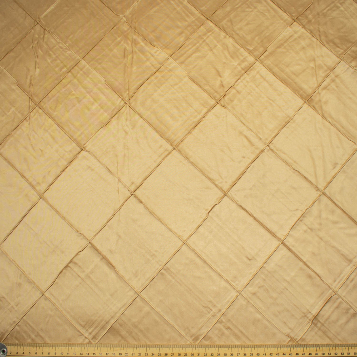 Pintuck Taffeta 260CM
