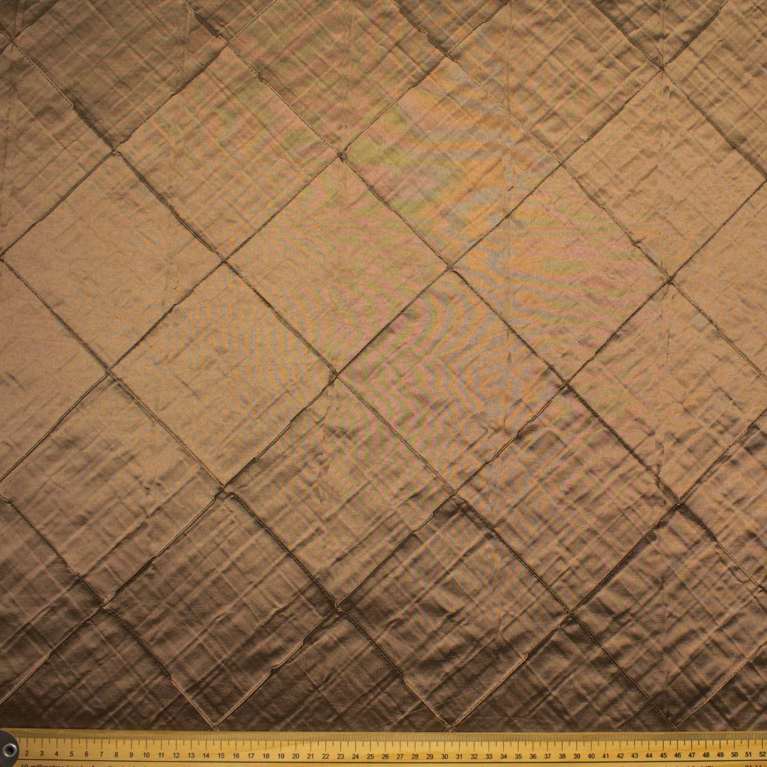 Pintuck Taffeta 260CM