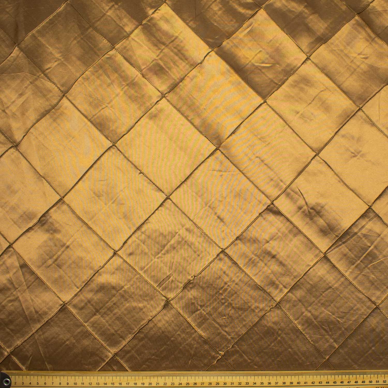 Pintuck Taffeta 260CM