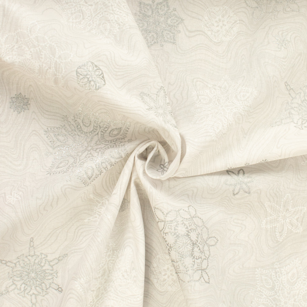 Peggy Toole for Robert Kaufman Holiday Flourish Collection - Japanese Koyo Poinsettia Metallic Print