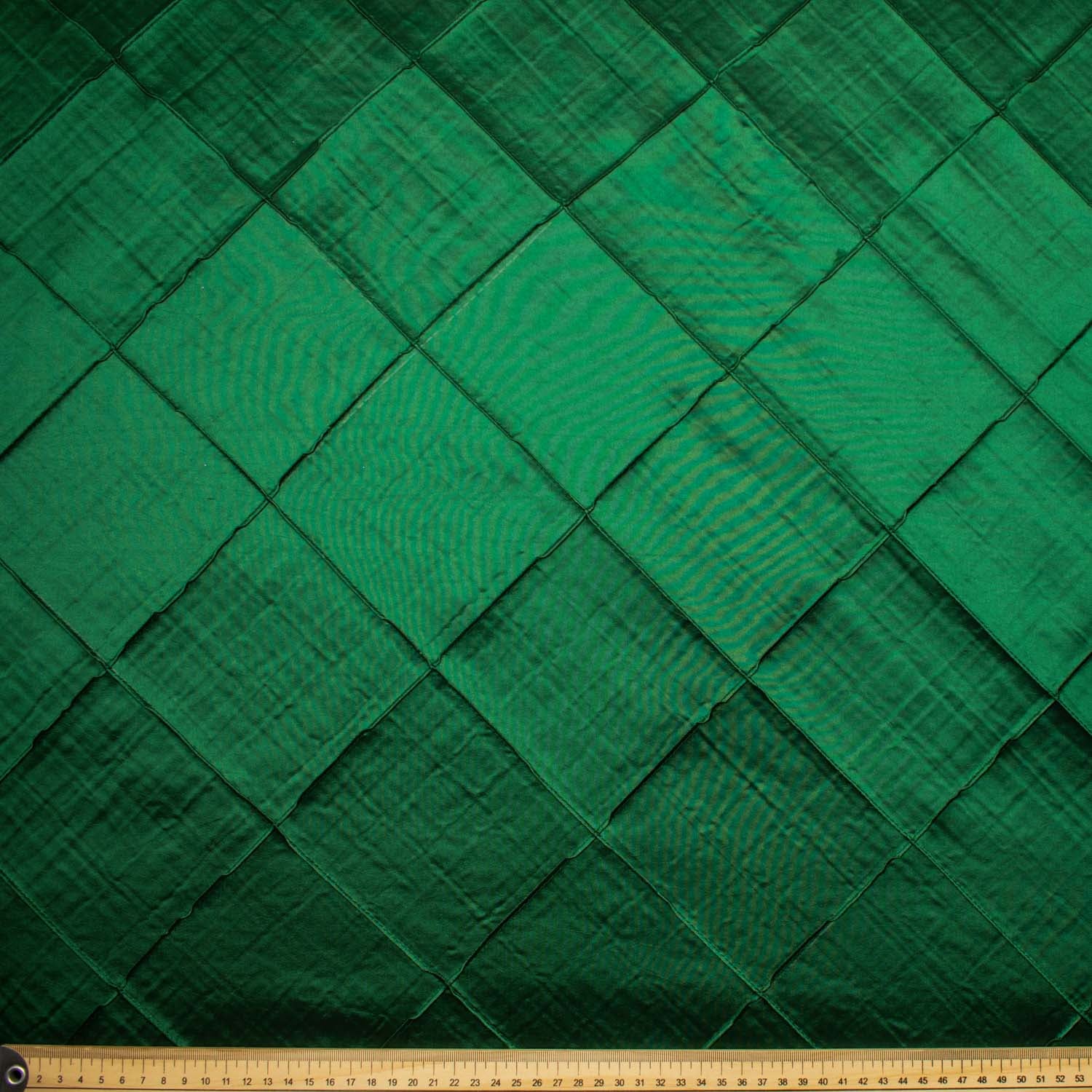 Pintuck Taffeta 260CM