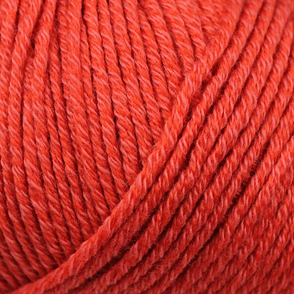 Lucca 8 Ply Merino Wool Yarn