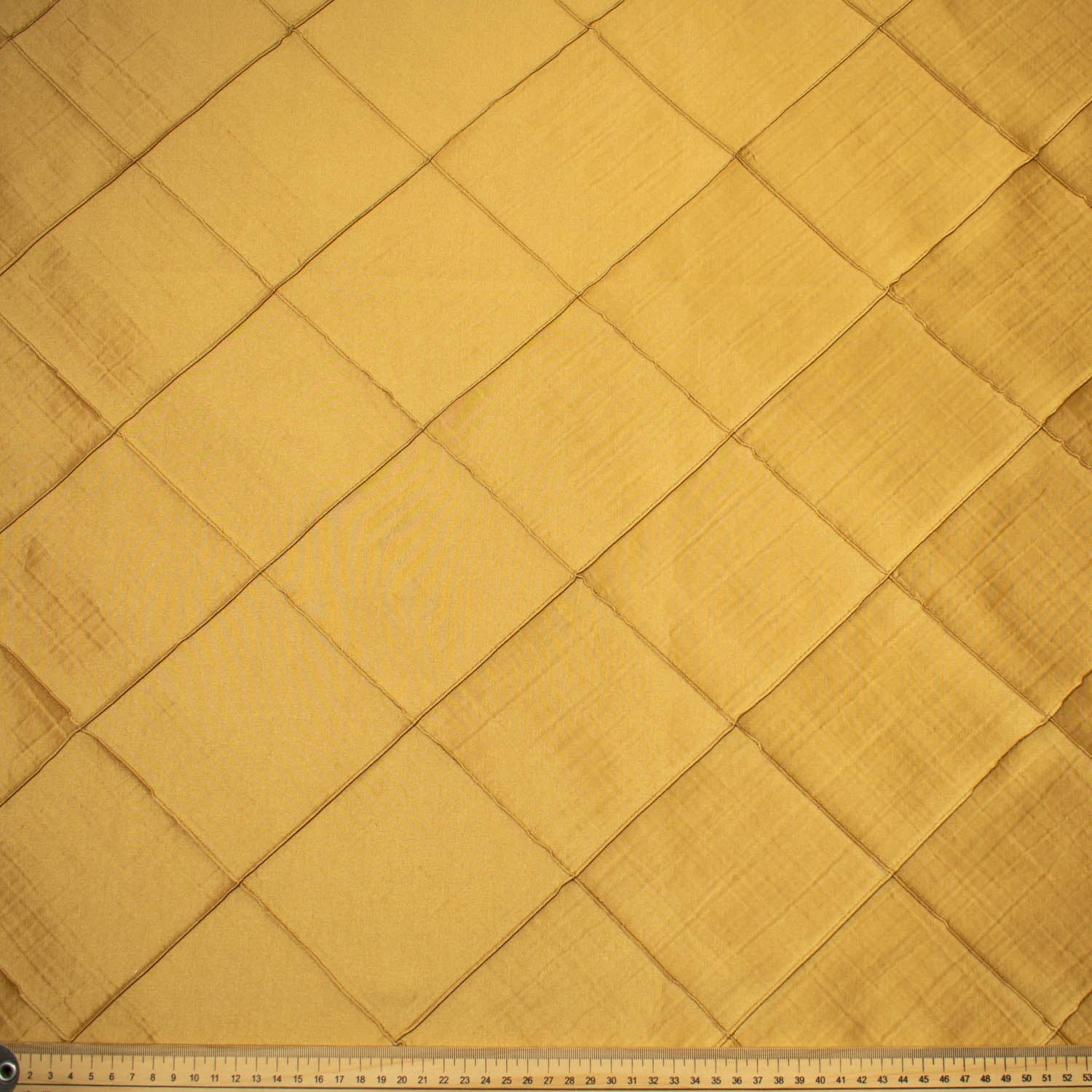 Pintuck Taffeta 260CM