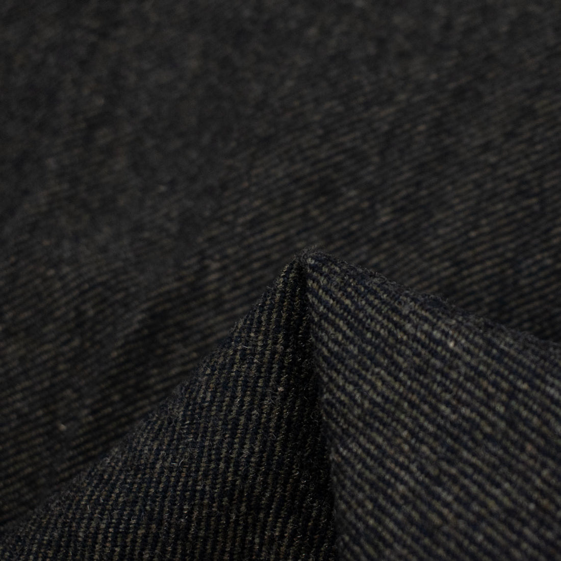 Wool Suiting Medium to Heavy Weight Design-10 Black