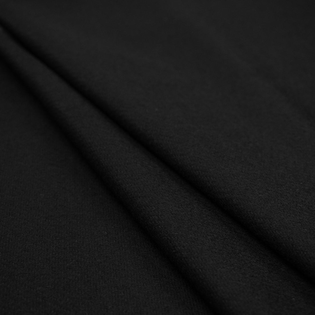 Wool Suiting Light Weight Design-86 Black