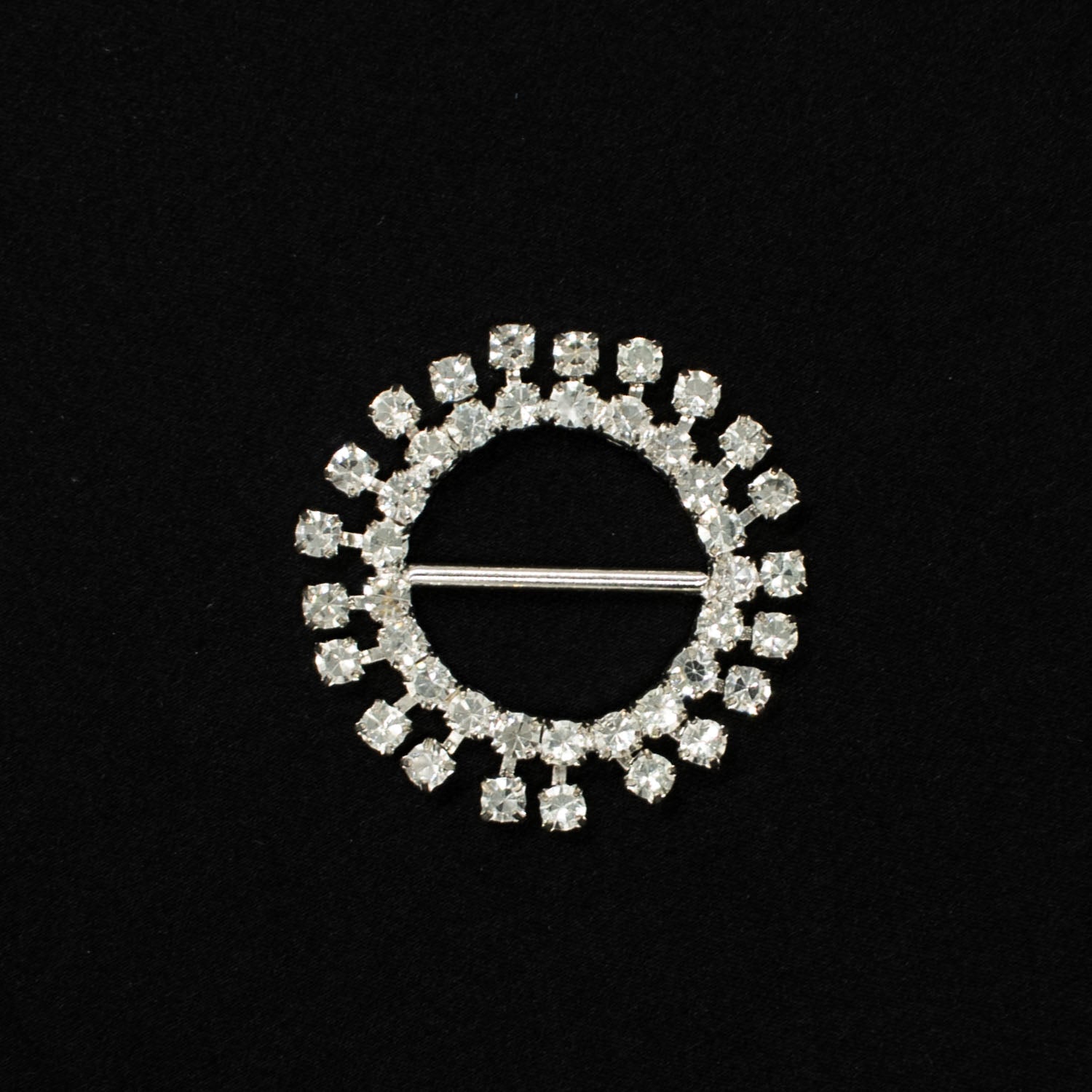 Diamante Silver Decor Fashion Circle Buckle Design-2