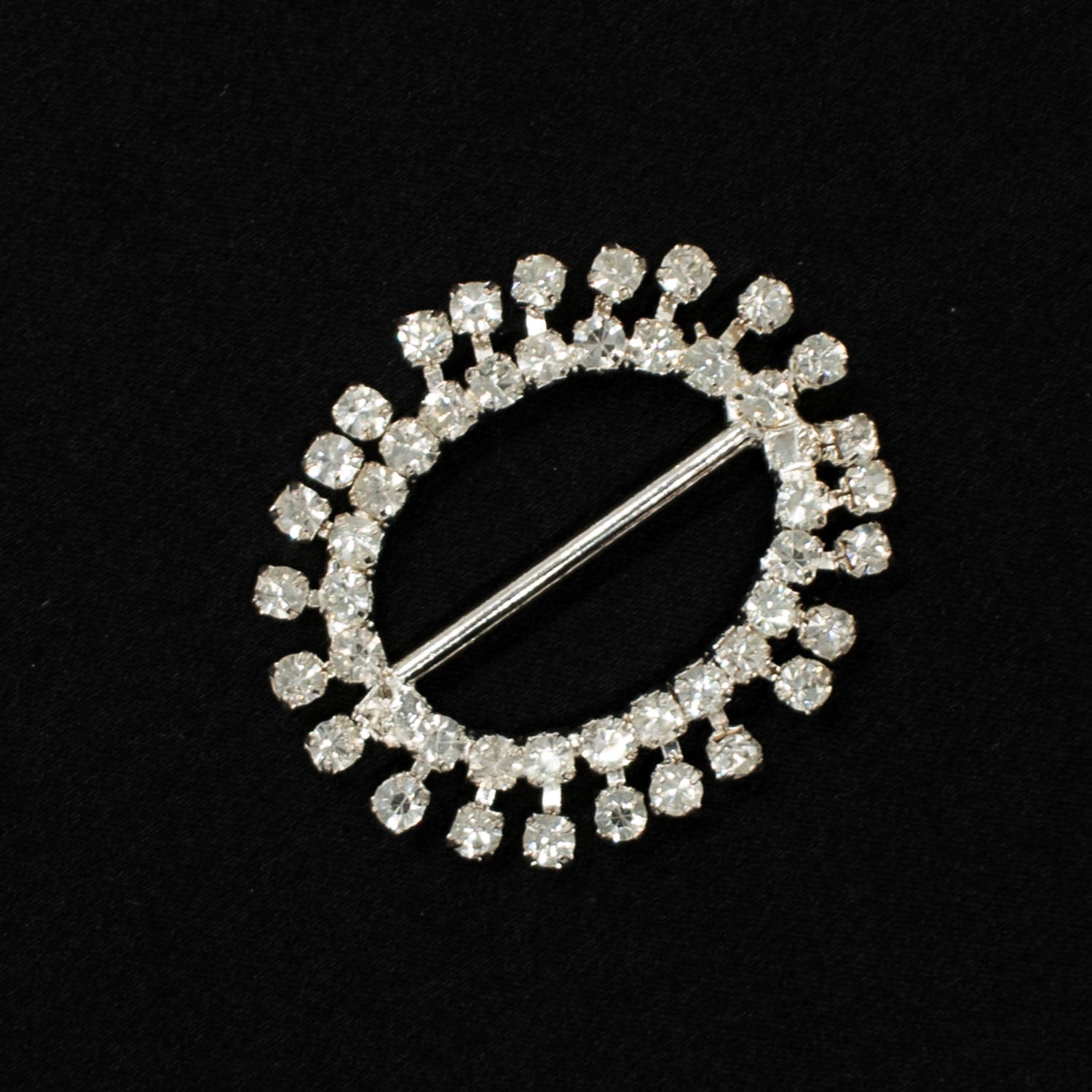 Diamante Silver Decor Fashion Circle Buckle Design-2