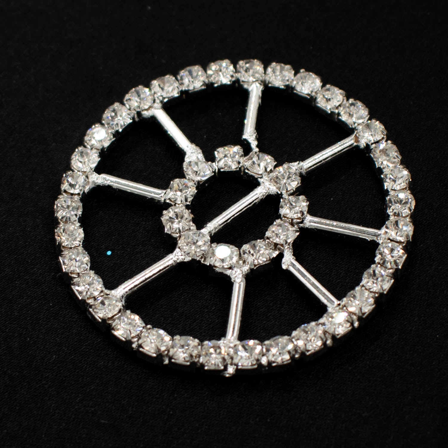 Diamante Silver Decor Fashion Circle Buckle Design-1