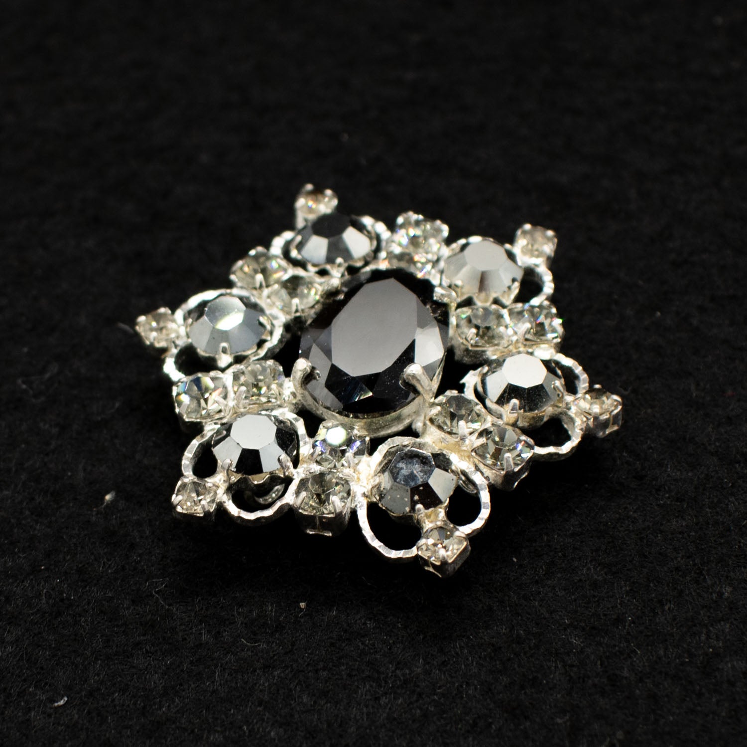 Luxury black Rhinestone Decor Diamante Motif Sew On