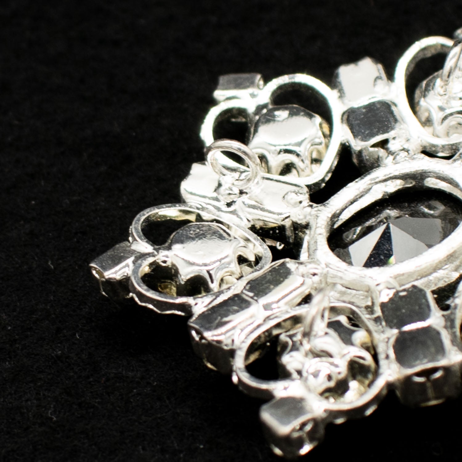 Luxury black Rhinestone Decor Diamante Motif Sew On