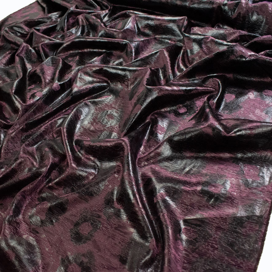 Textured Sateen Embossed Jacquard Suiting