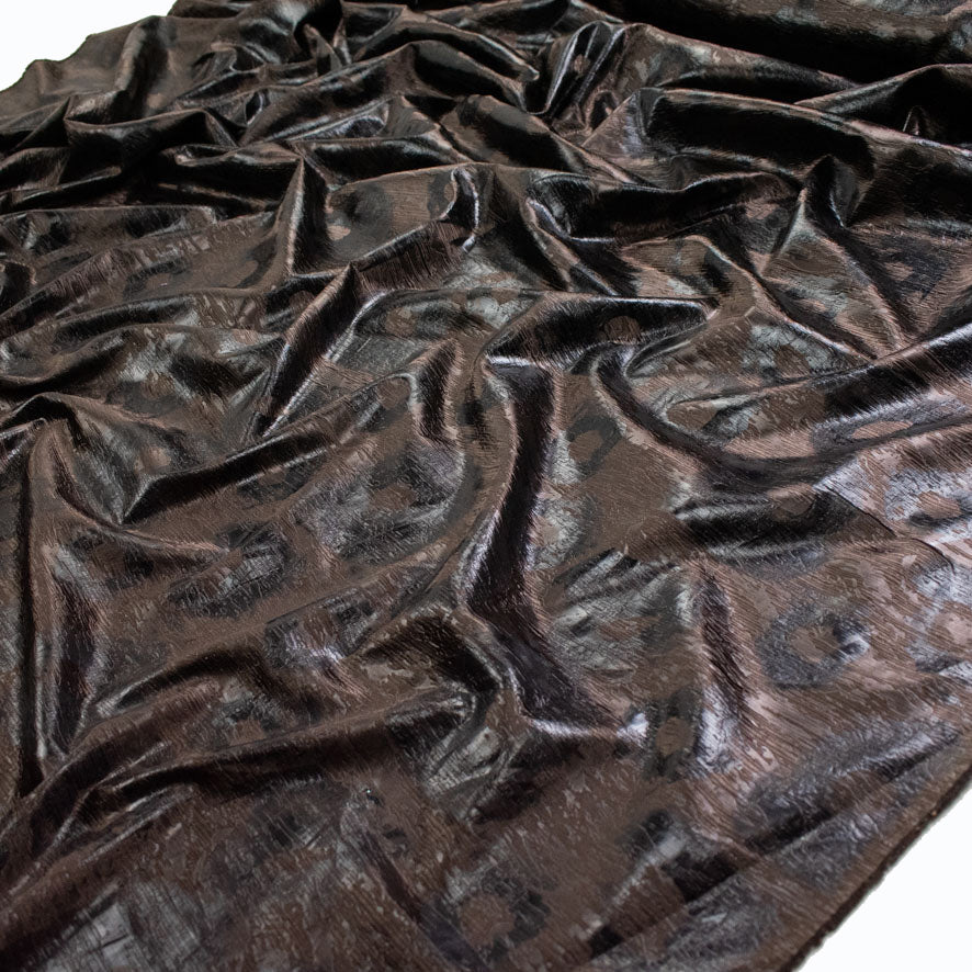 Textured Sateen Embossed Jacquard Suiting