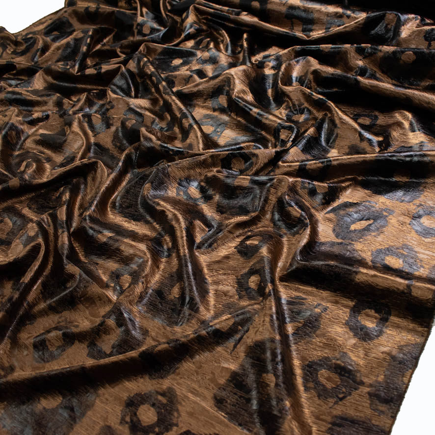 Textured Sateen Embossed Jacquard Suiting