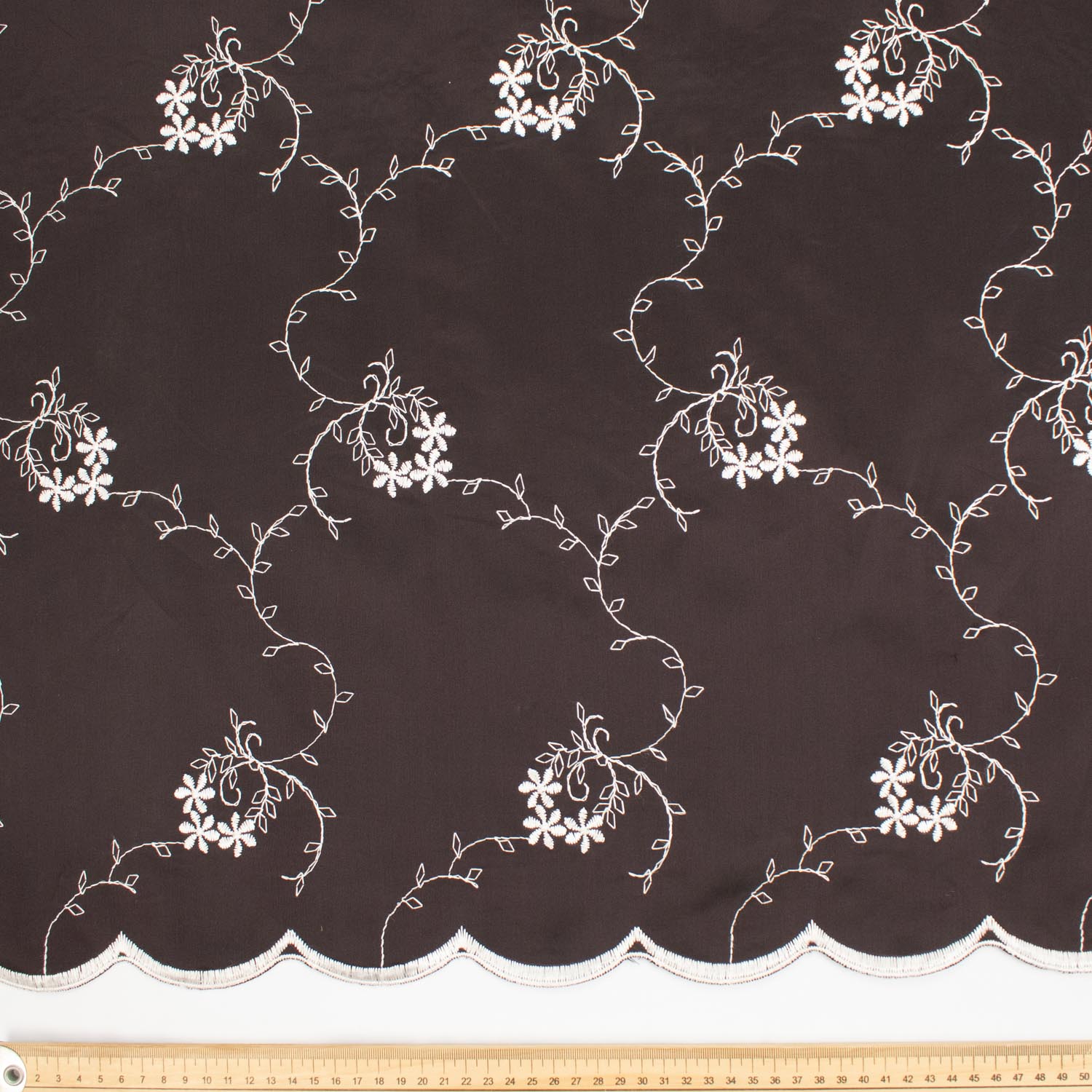 Floral Embroidered Edge Taffeta Curtaining Fabrics 320CM
