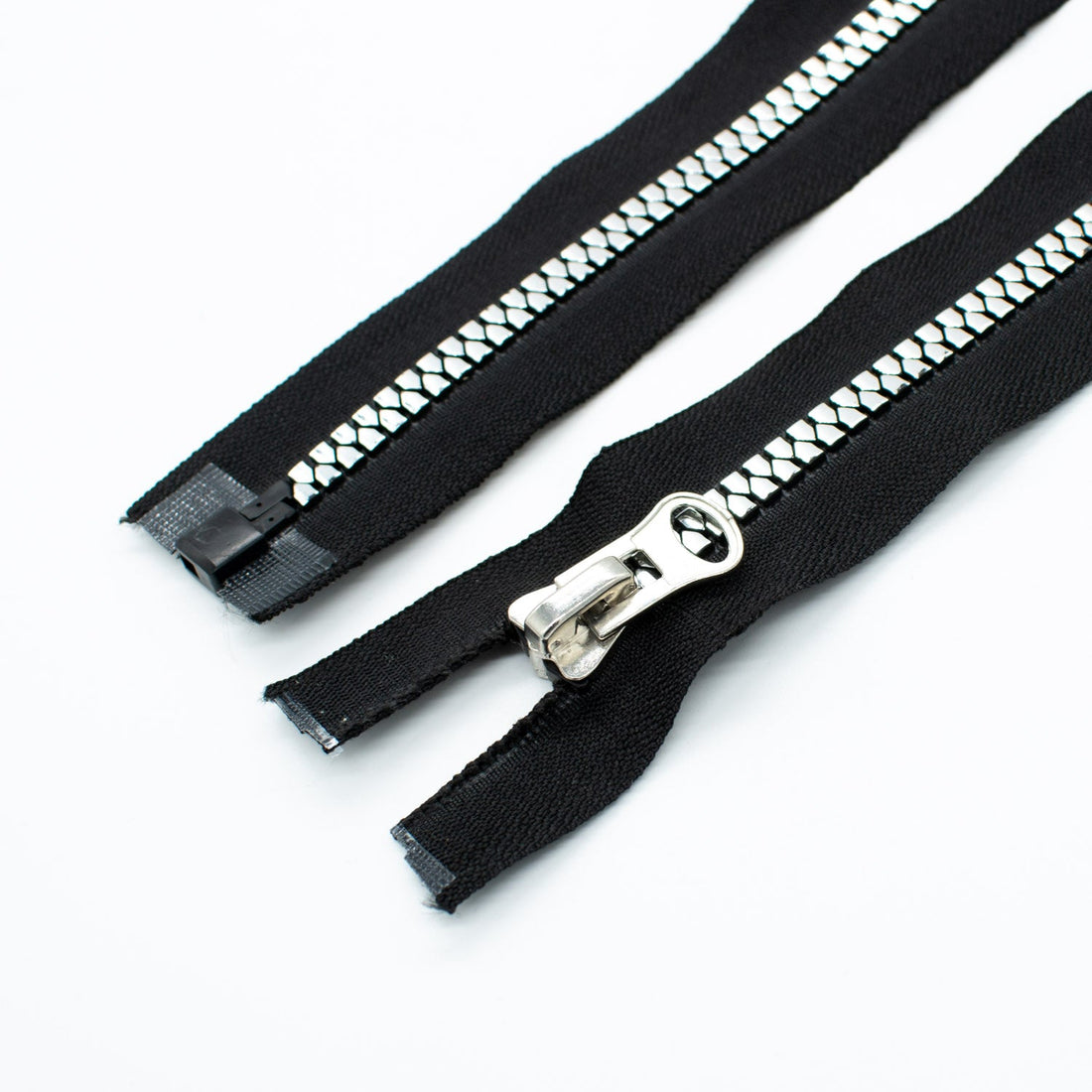 Open End Chunky Fashion Zip 45CM Black & Silver