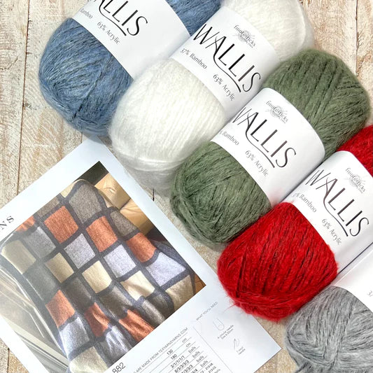 Fiddlesticks Bamboo Acrylic 14Ply Wallis Yarn