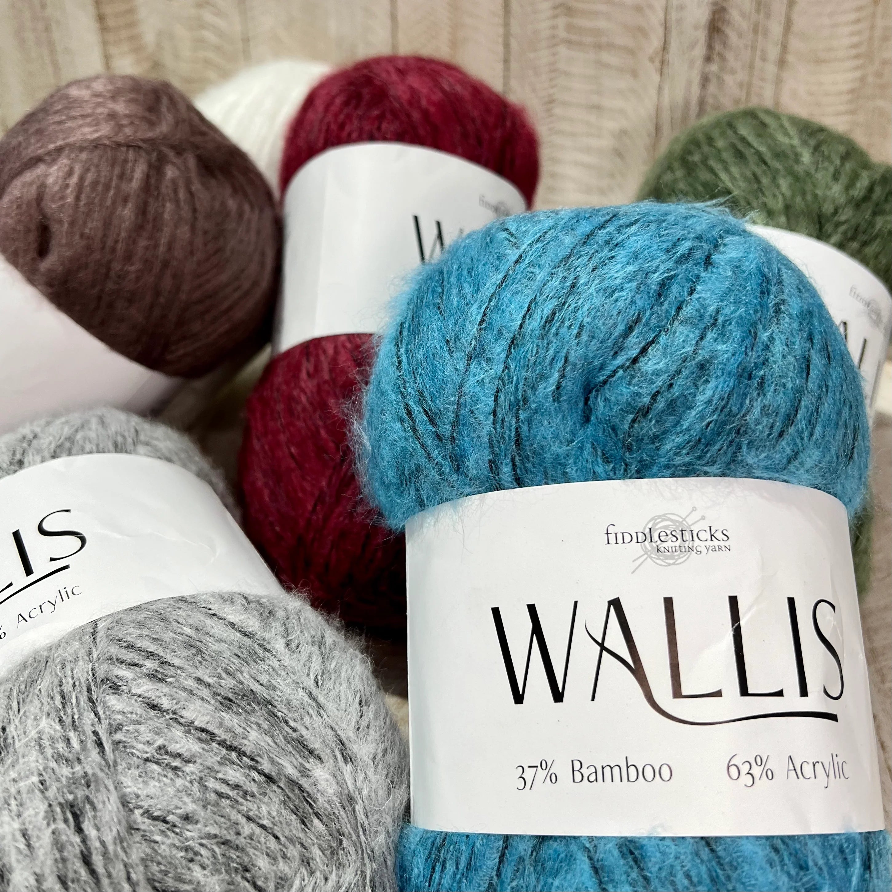 Fiddlesticks Bamboo Acrylic 14Ply Wallis Yarn