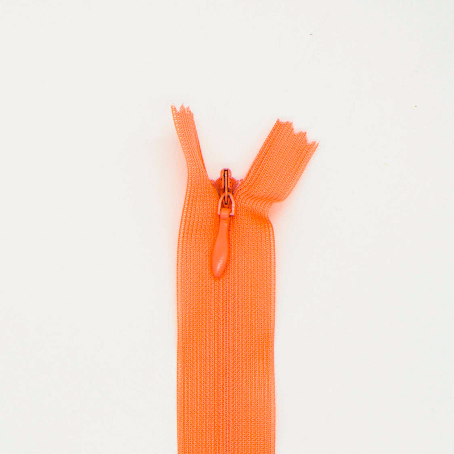 Invisible Dress Zip 20CM