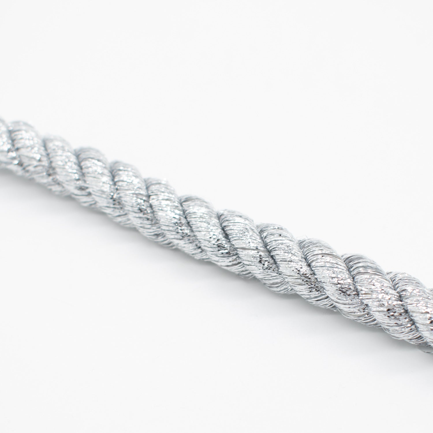 Simplicity Jumbo Metallic Silver Twisted Cord 13mm