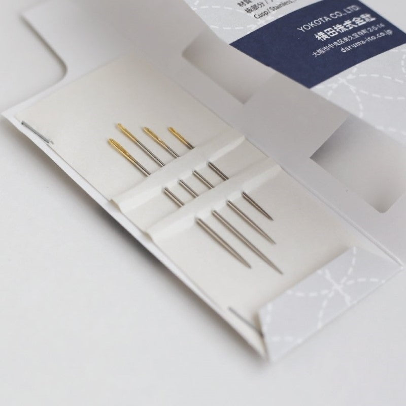 Daruma Sashiko Needles – 4 Needles with Threader