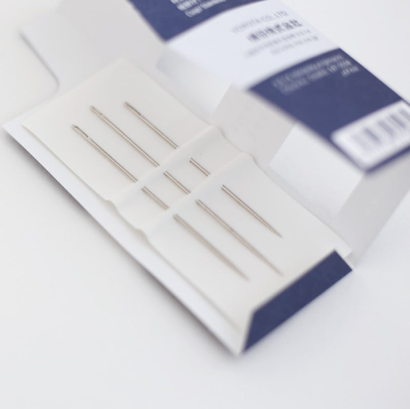 Daruma Sashiko Needles – 3 Needles with Threader