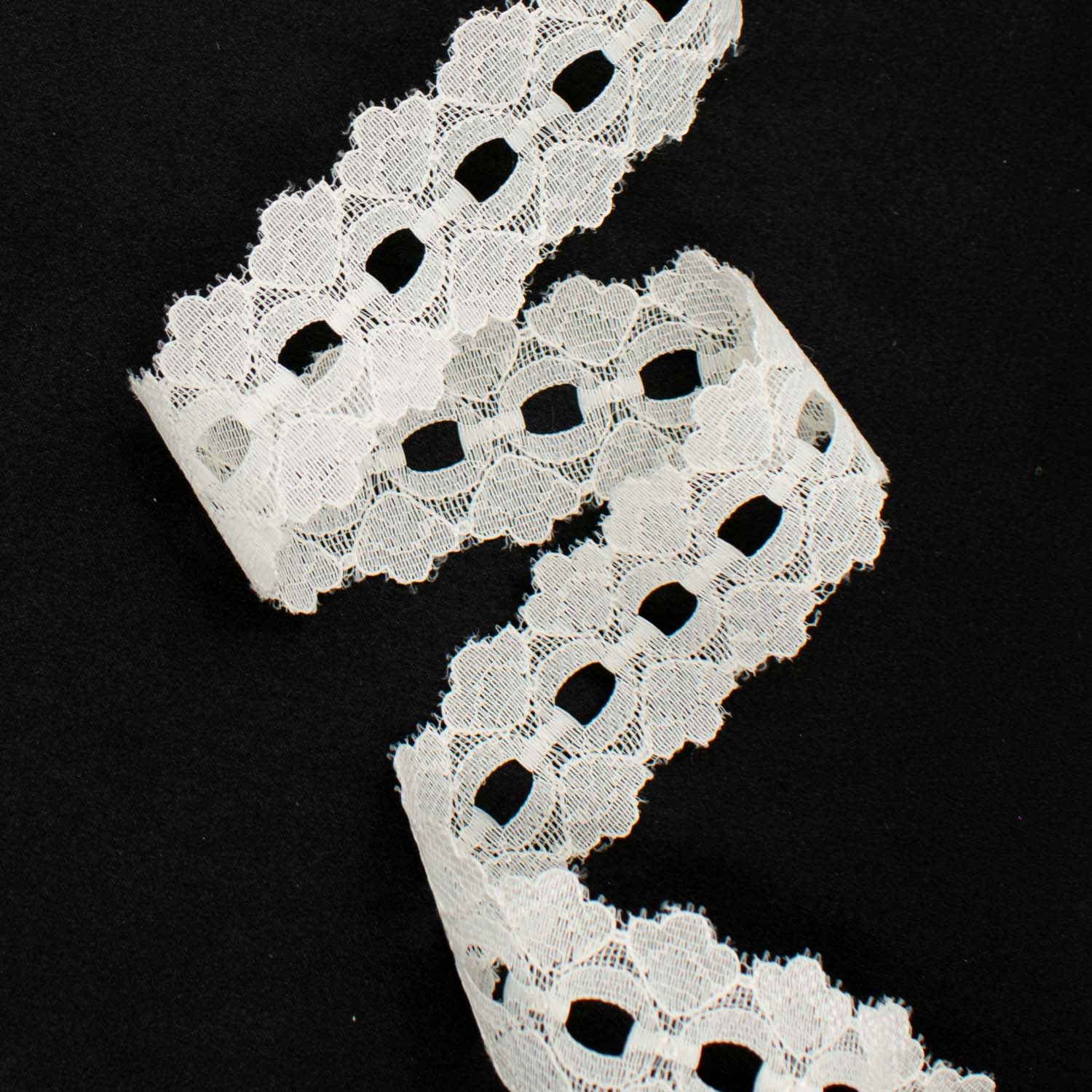 Ivory Eyelet Lace 30mm