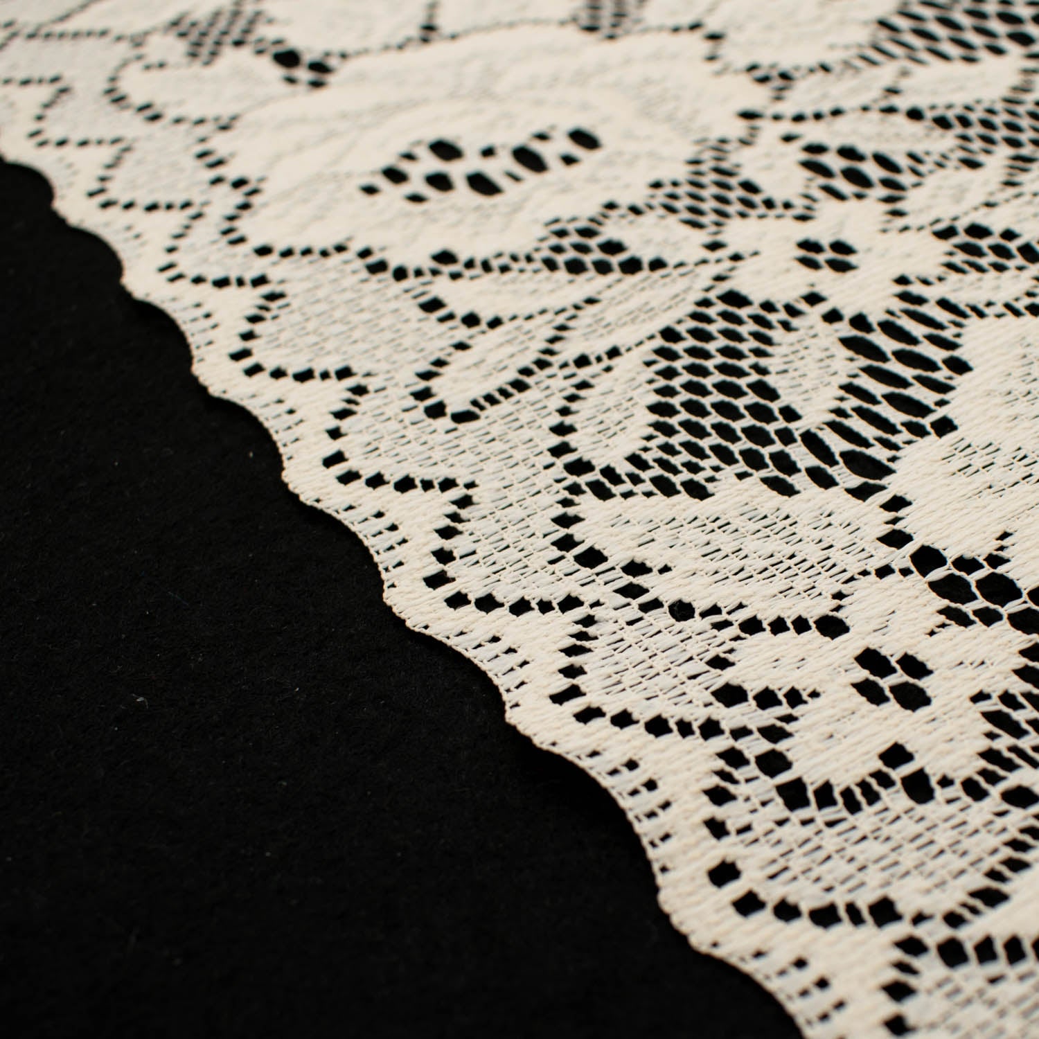 32CM Wide Flower Lace Trim