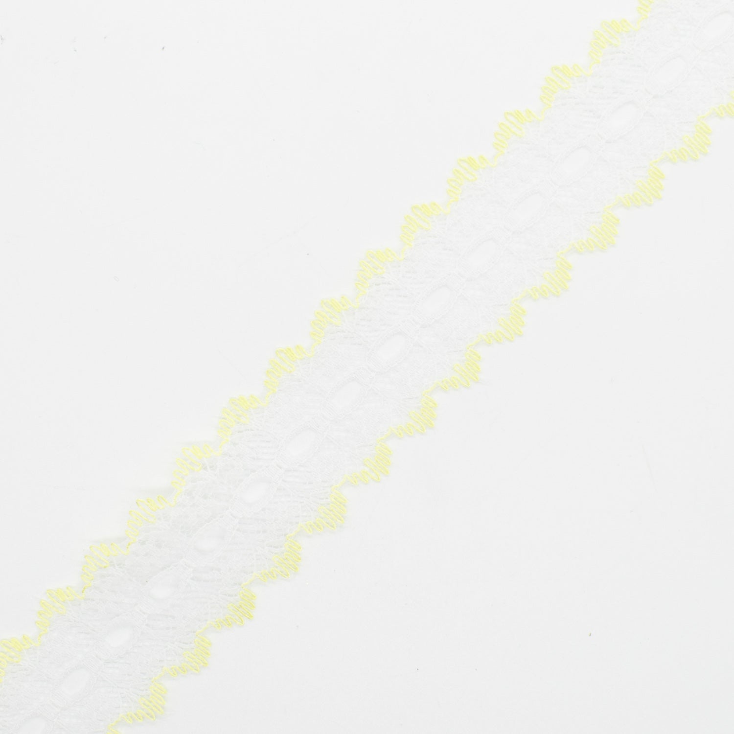 Feathered Eyelet Lace 37mm