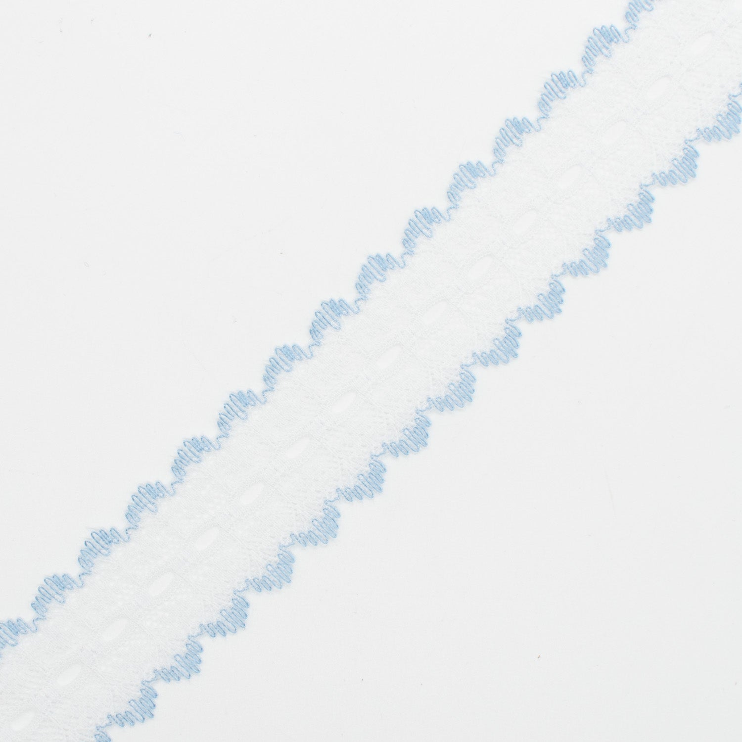 Feathered Eyelet Lace 37mm