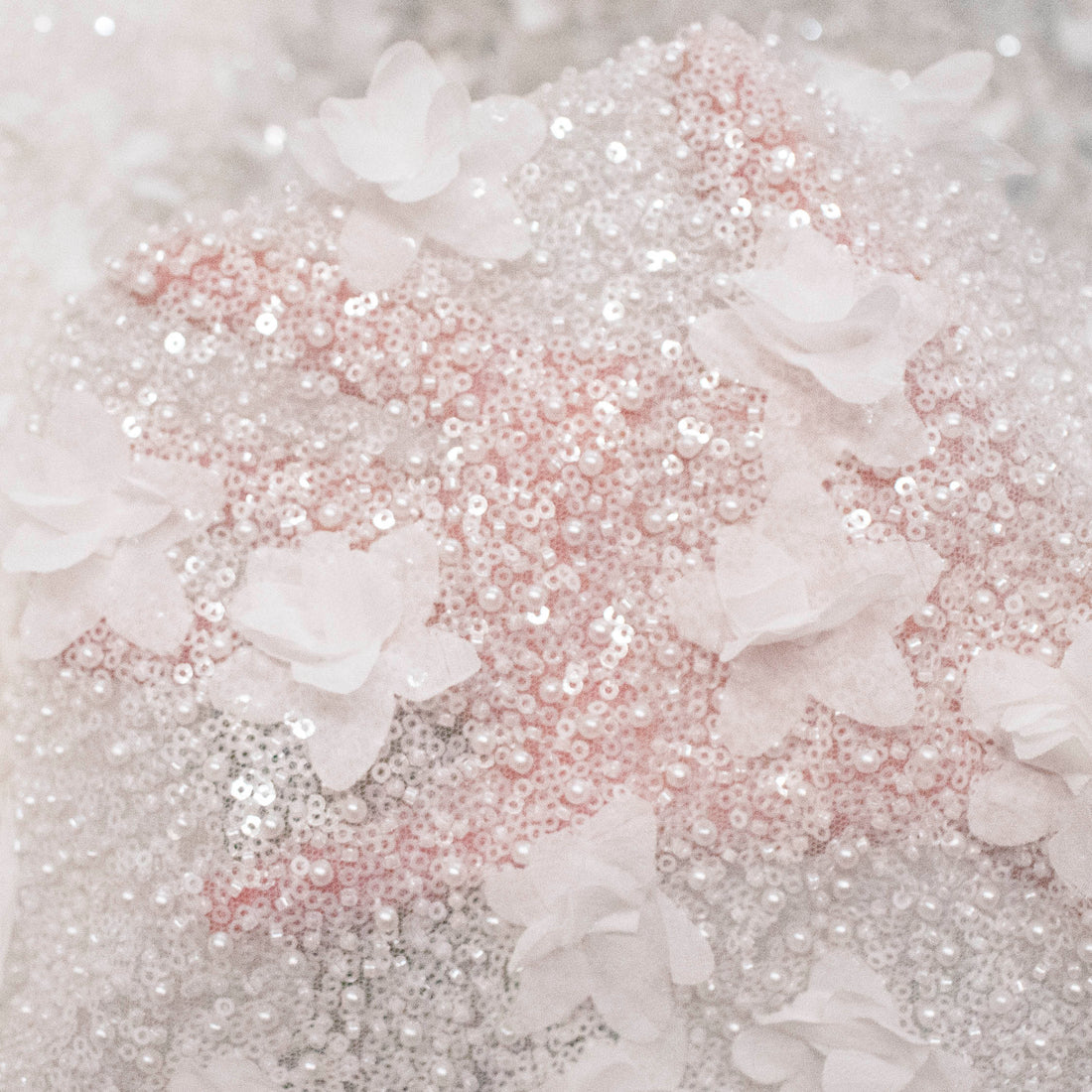 Luxury Pearl & Crystal Beaded Sequins Mesh Lace – SS41901 White 3D Flowers Ombre Heavy Border