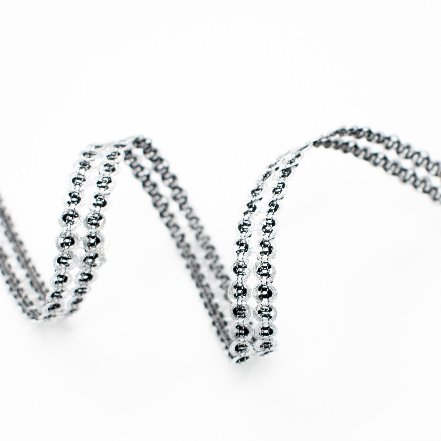 Simplicity Silver/Black Metallic Cord Trim- 10mm
