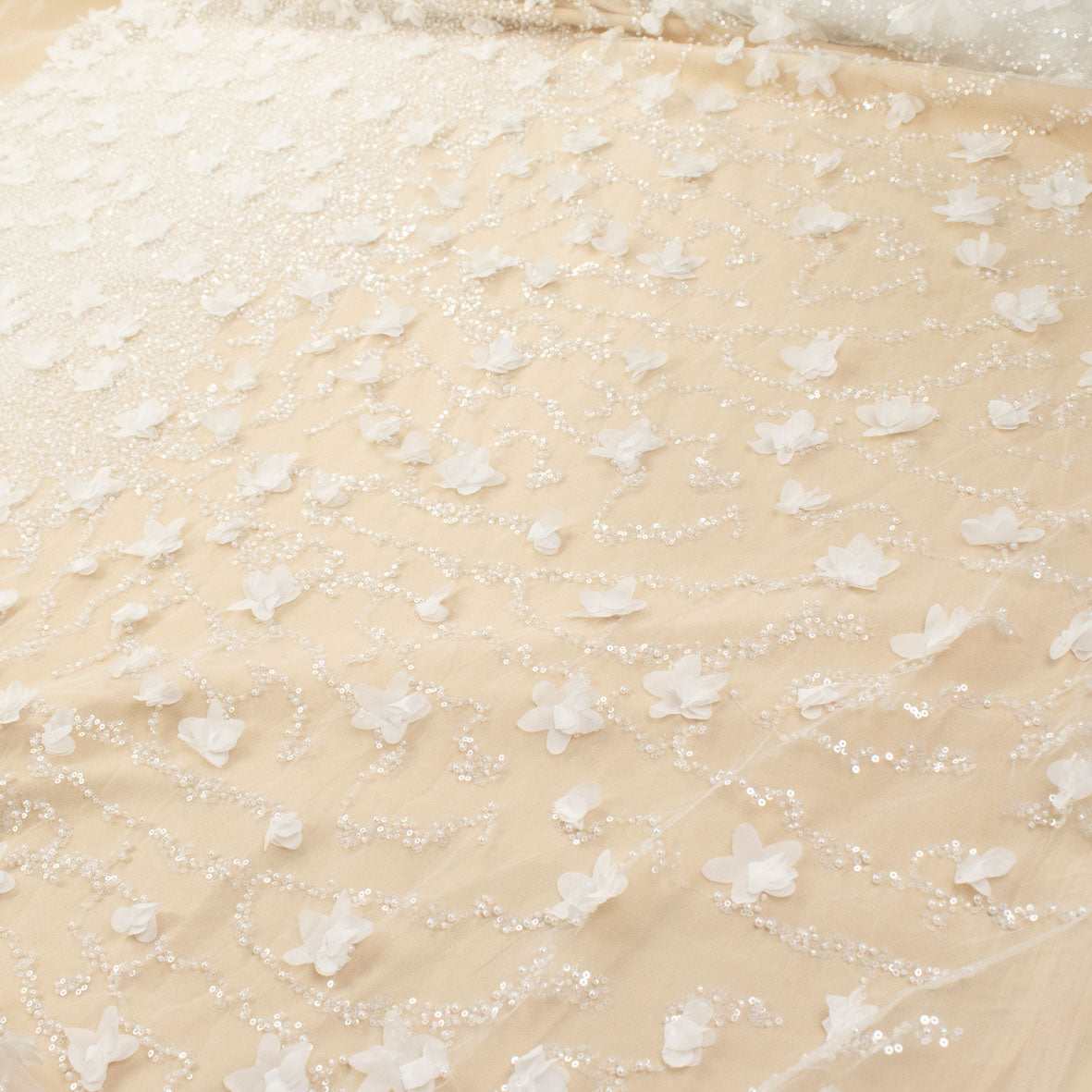 Luxury Pearl & Crystal Beaded Sequins Mesh Lace – SS41901 White 3D Flowers Ombre Heavy Border