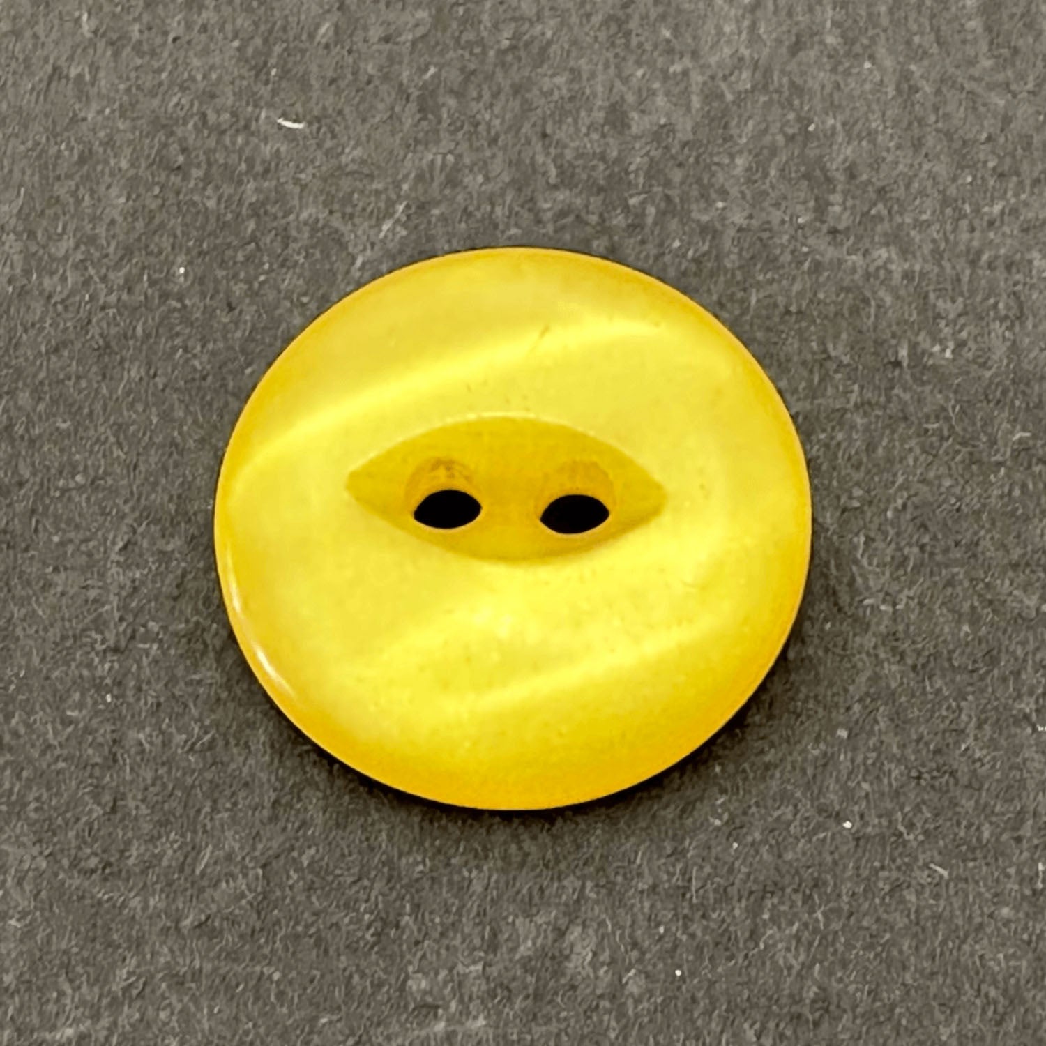 2 Hole Fish Eye Shiny Shirt Button 19mm