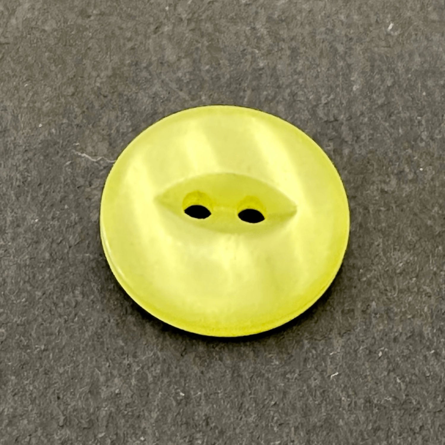 2 Hole Fish Eye Shiny Shirt Button 12mm