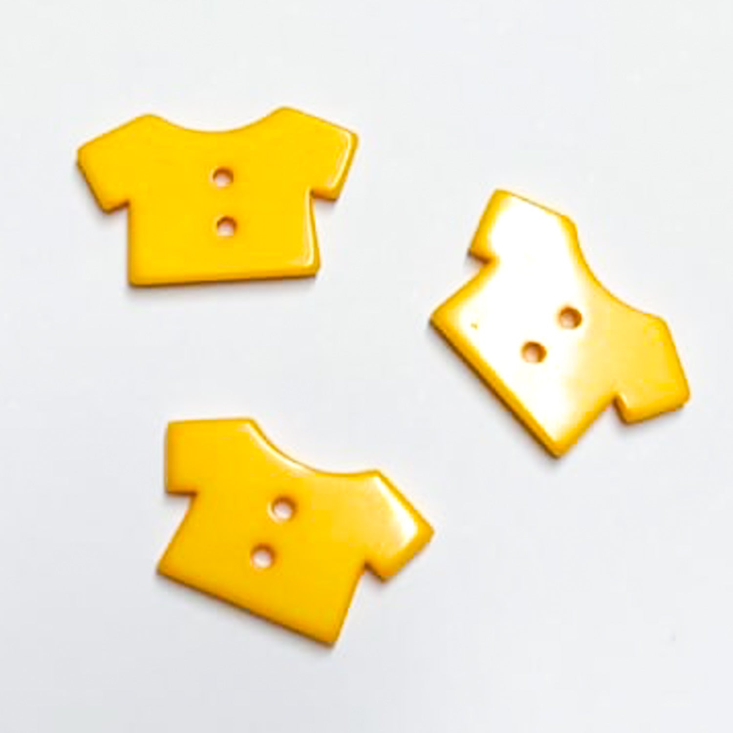 2 Hole Clothes & Dresses Buttons