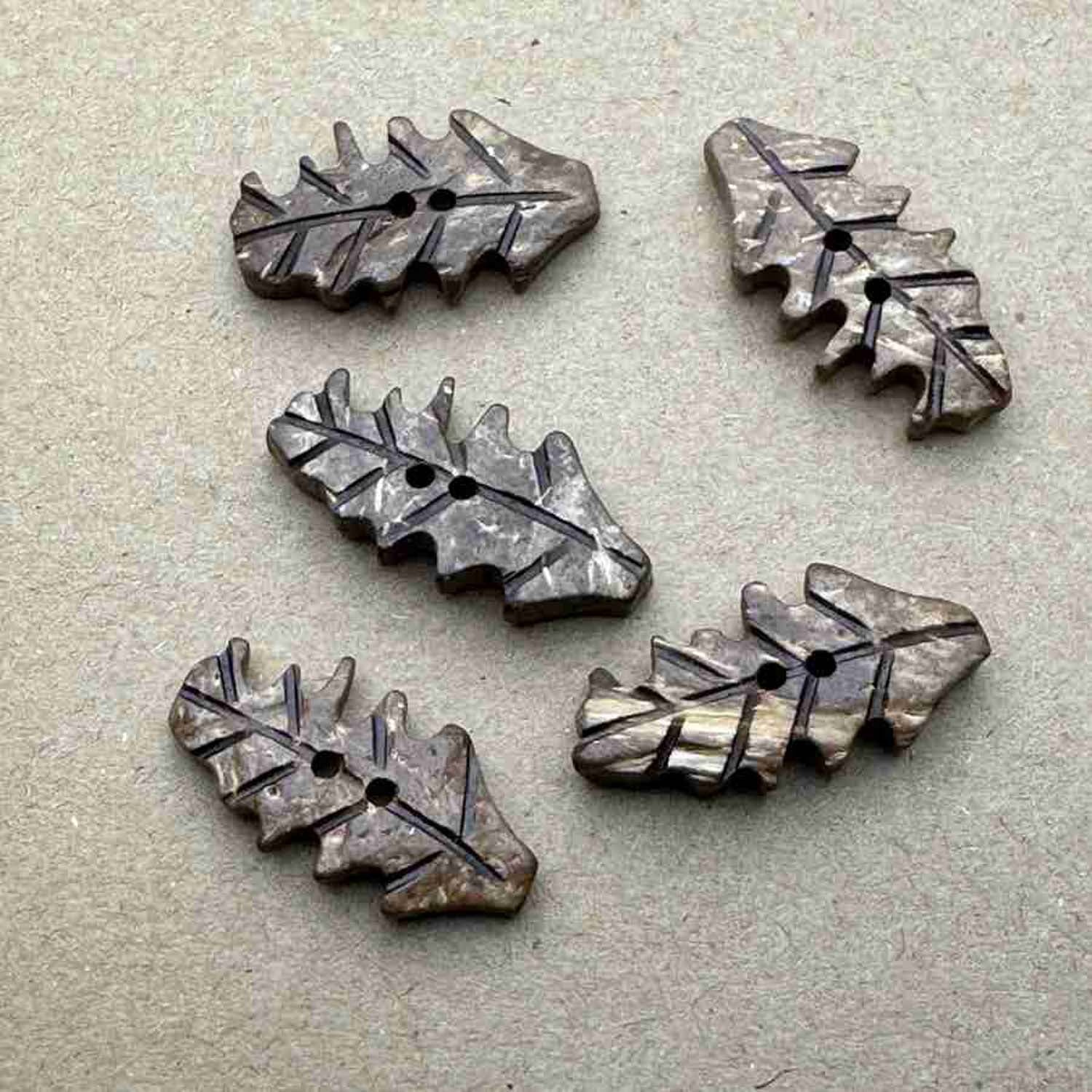 Natural Coconut Button