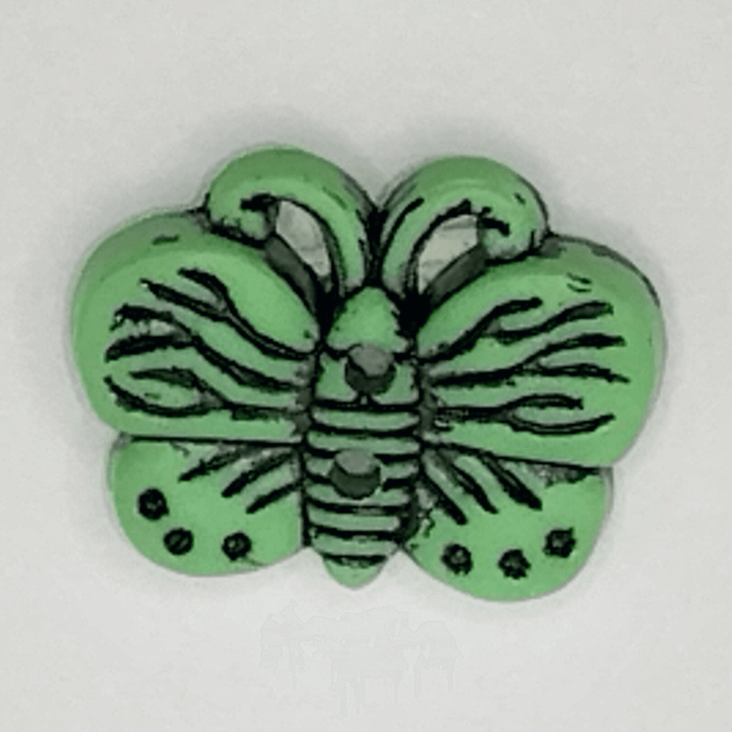2 Hole Butterfly Button 20mm