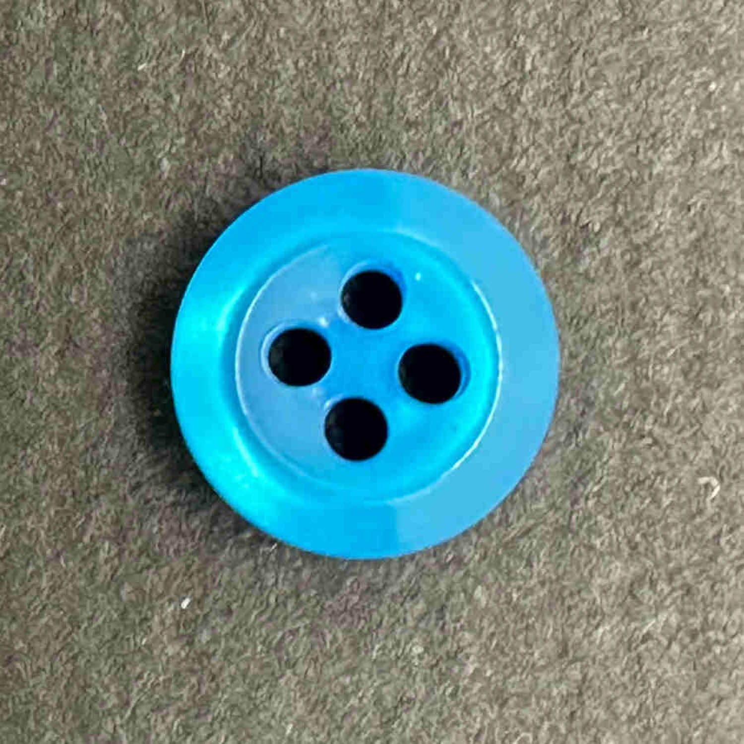 4 Hole Thick Shirt Button 12mm