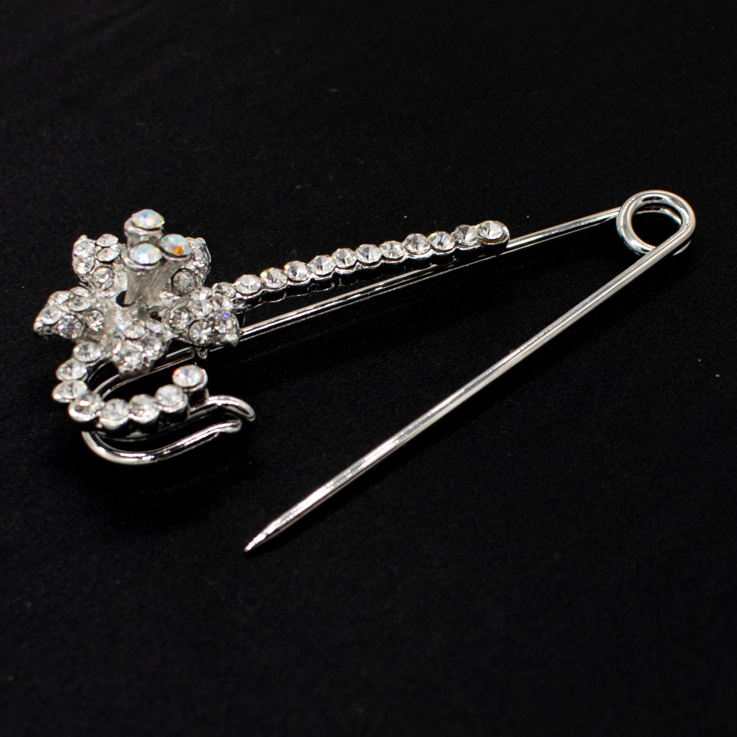 Bridal Rhinestone Kilt Pin Design-1