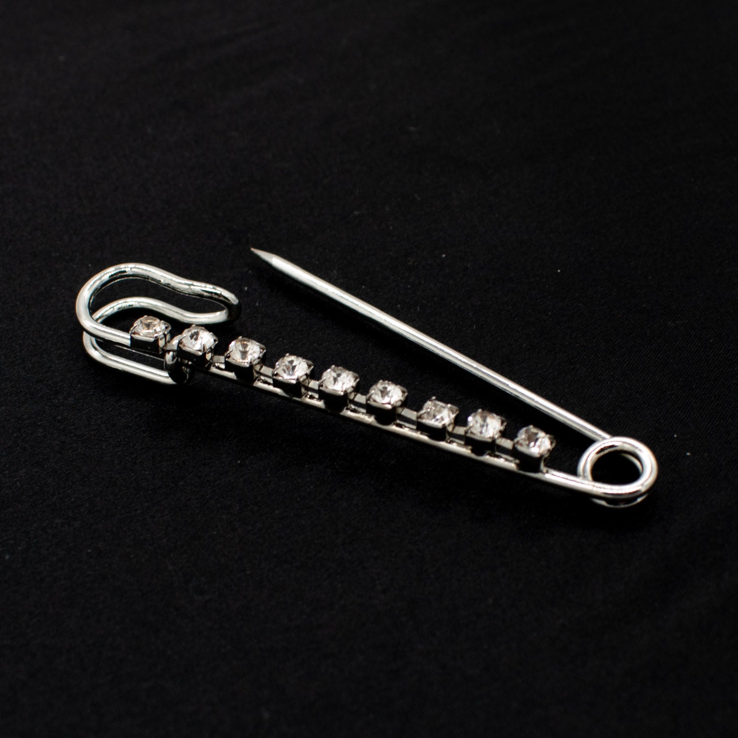 Bridal Rhinestone Kilt Pin Design-2