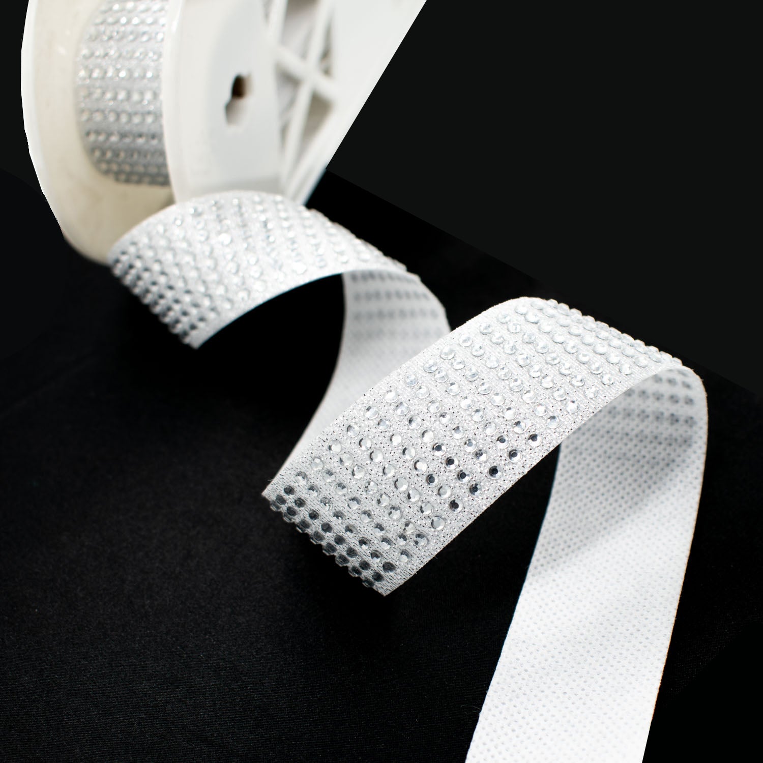 Simplicity Silver Metallic with Rhinestone Trim -2.8cm