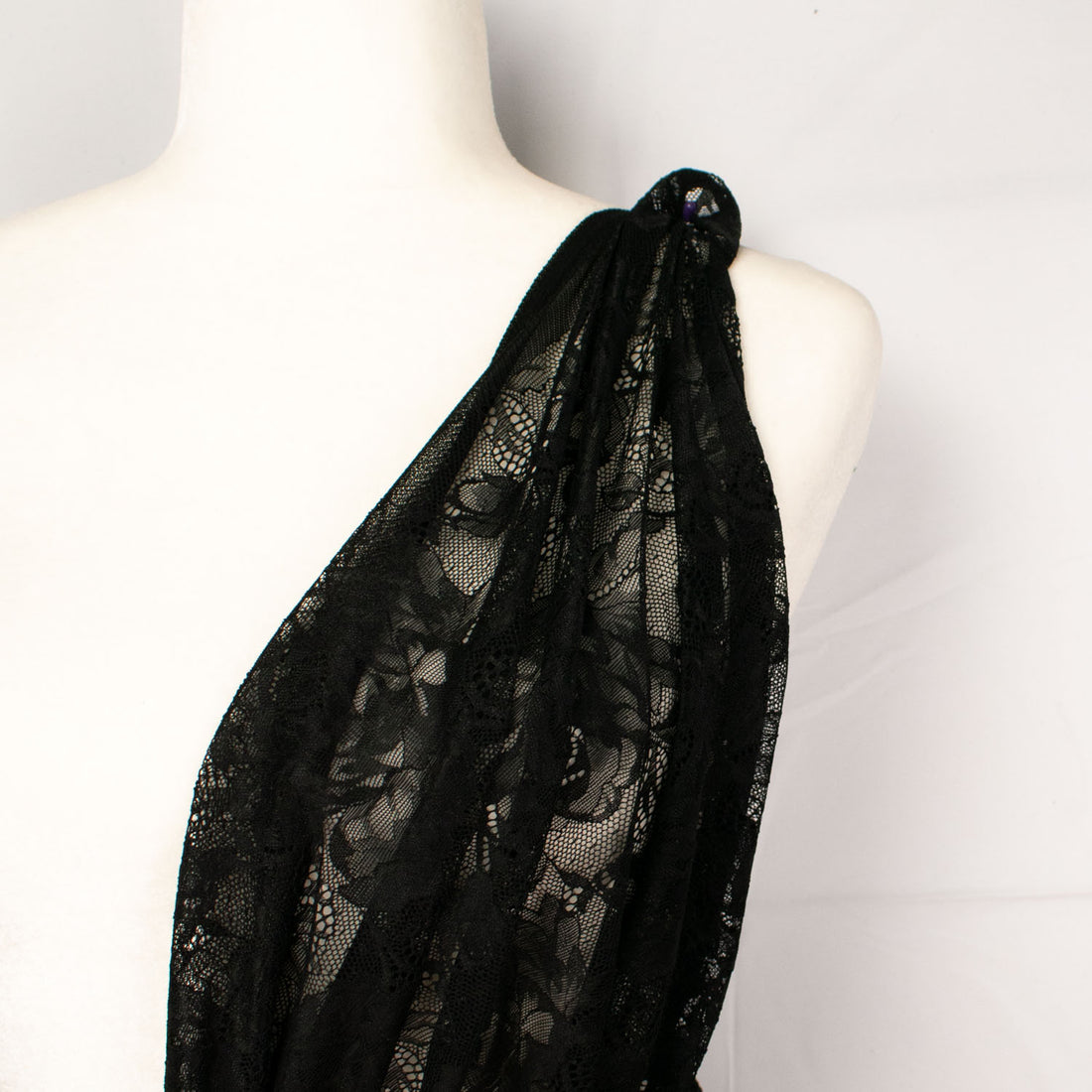 Soft Stretch Lace Design-39726 Large Flower