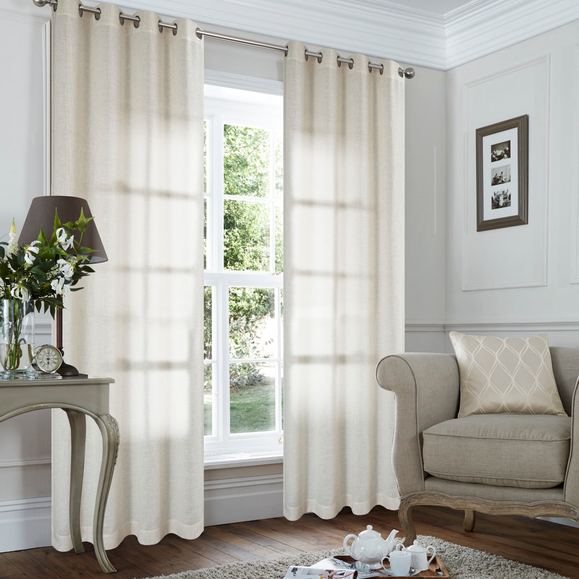 St Tropez Linen Blend Ready to Hang Eyelet Curtain