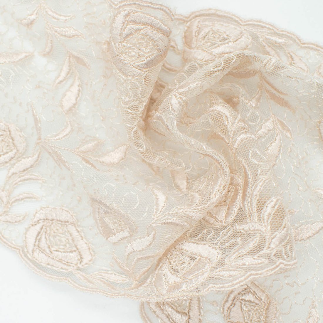 Roses Slight Stretch Raschel Lace Trim 14cm Champagne